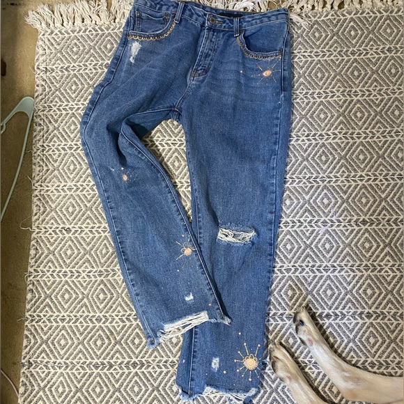 Hand painted cropped boyfriend jeans - Picture 5 of 16